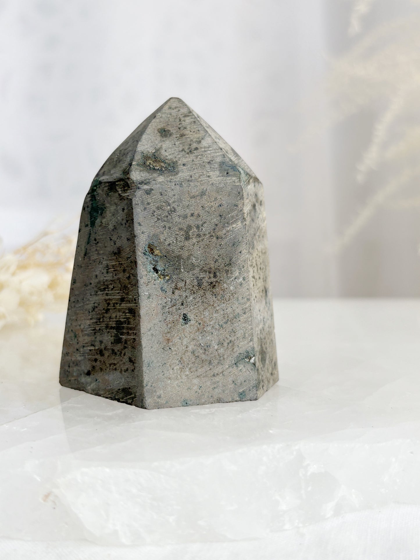 AMETHYST CLUSTER TOWER || 33105