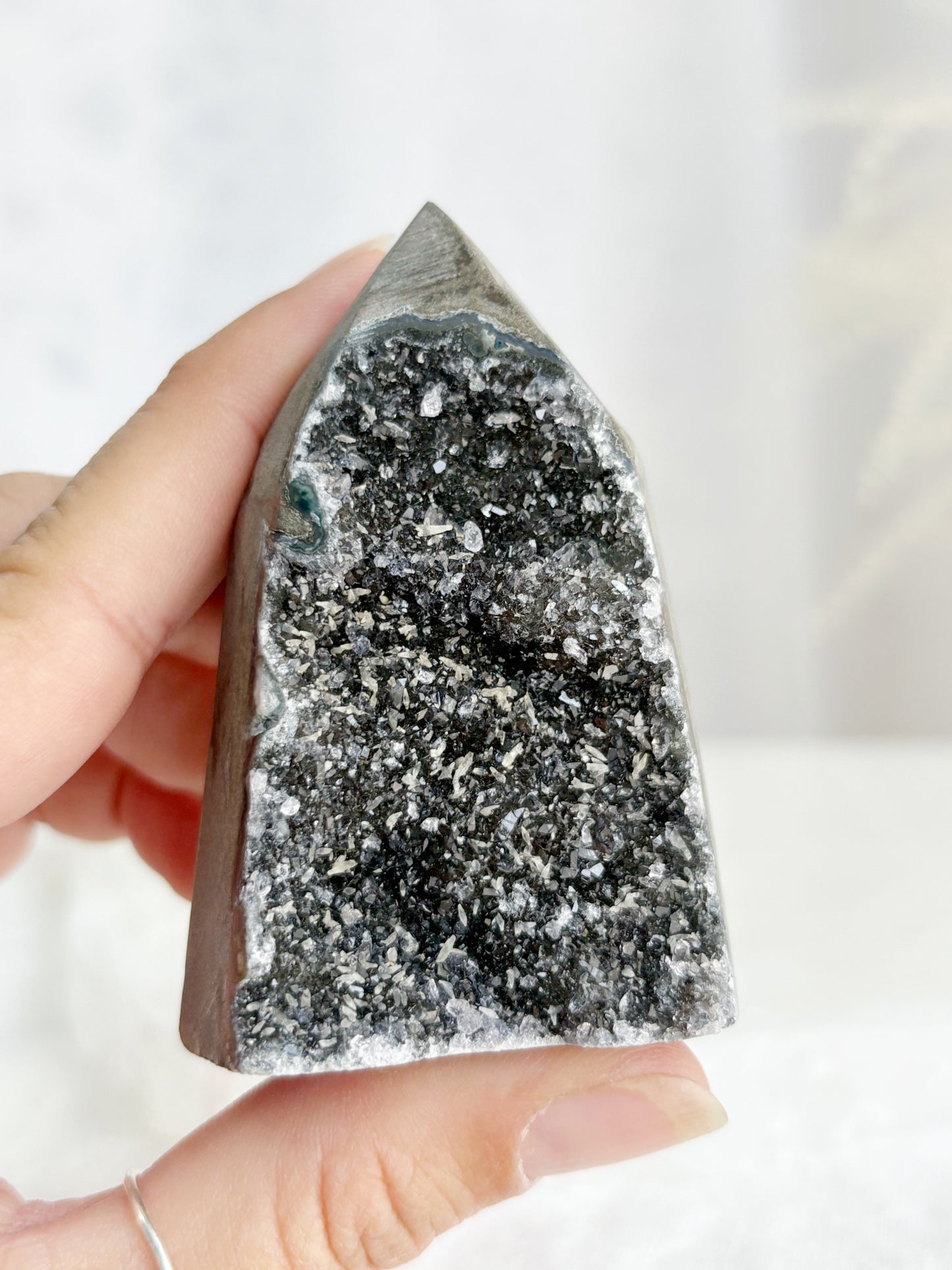 AMETHYST CLUSTER TOWER || 33110