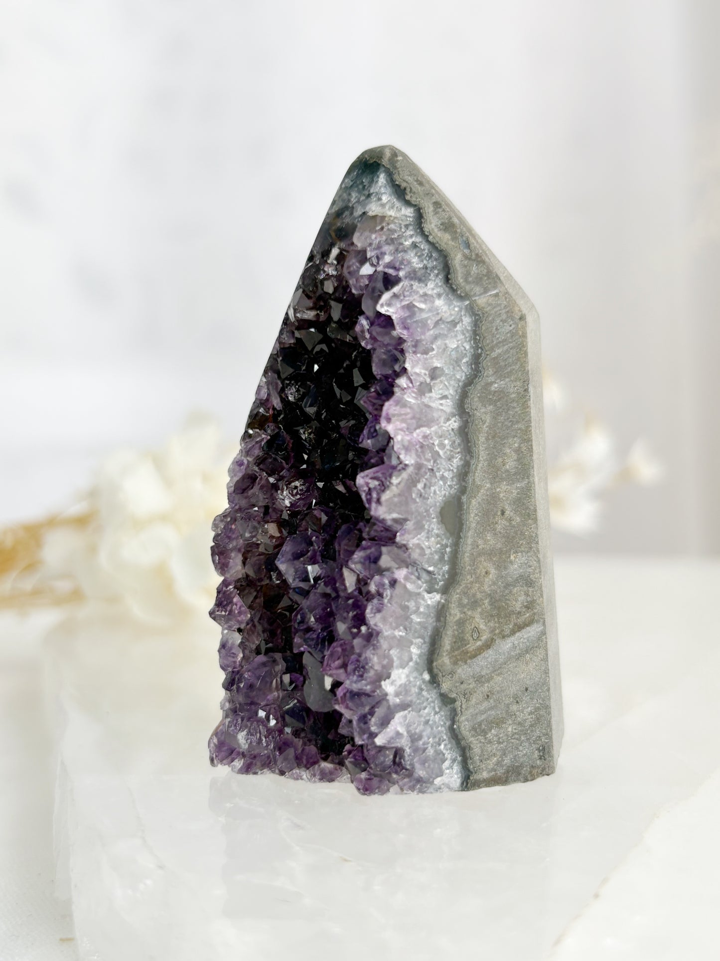 AMETHYST CLUSTER TOWER || 33113