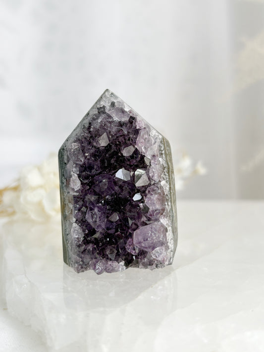 AMETHYST CLUSTER TOWER || 33114