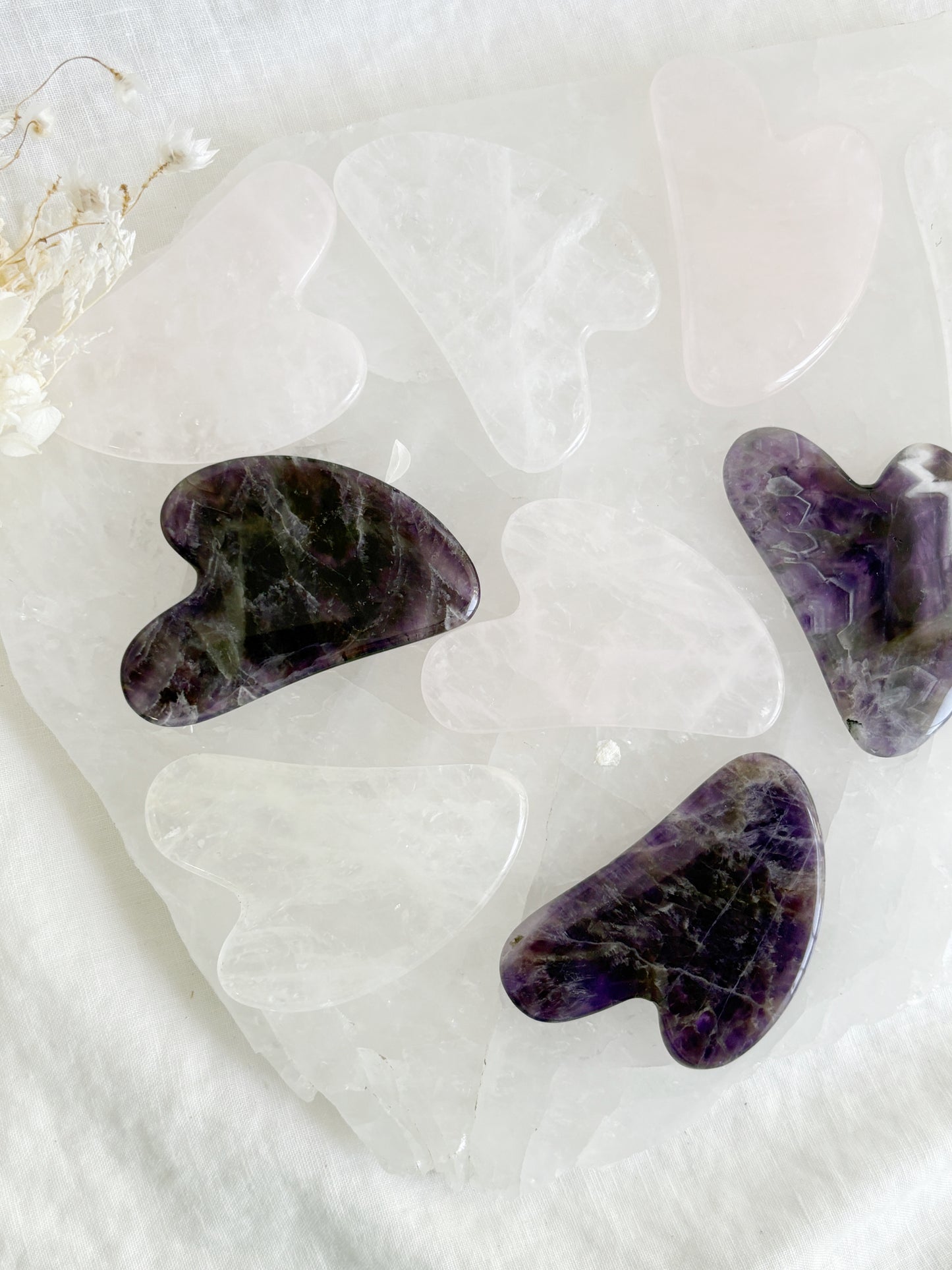 GUA SHA || INTUITIVELY CHOSEN