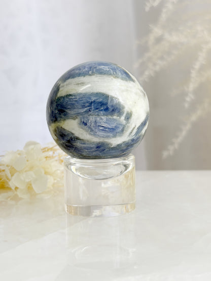 BLUE KYANITE SPHERE || BKS02