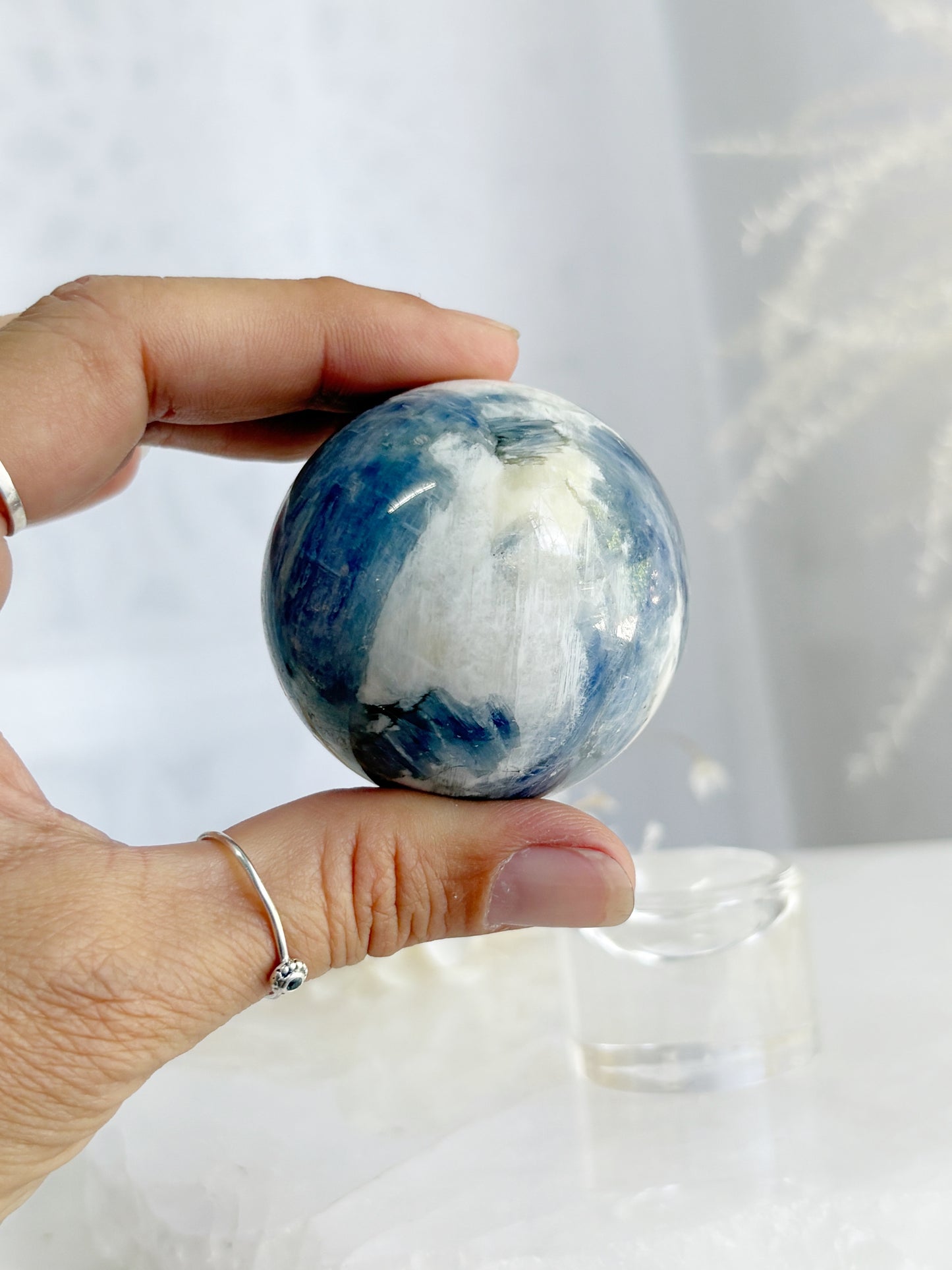 BLUE KYANITE SPHERE || BKS04