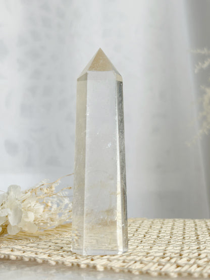 CLEAR QUARTZ GENERATOR || CQG03