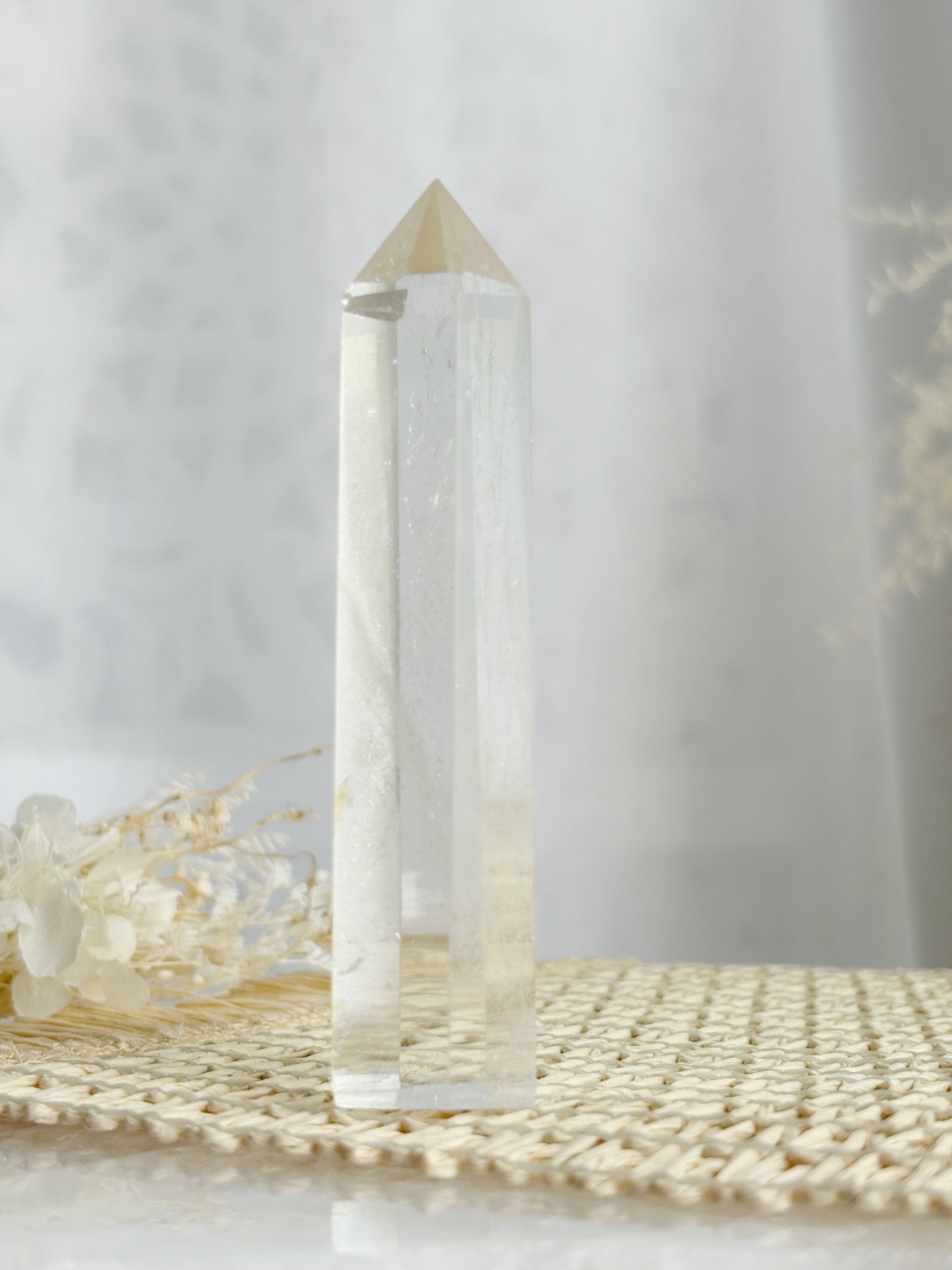 CLEAR QUARTZ GENERATOR || CQG03