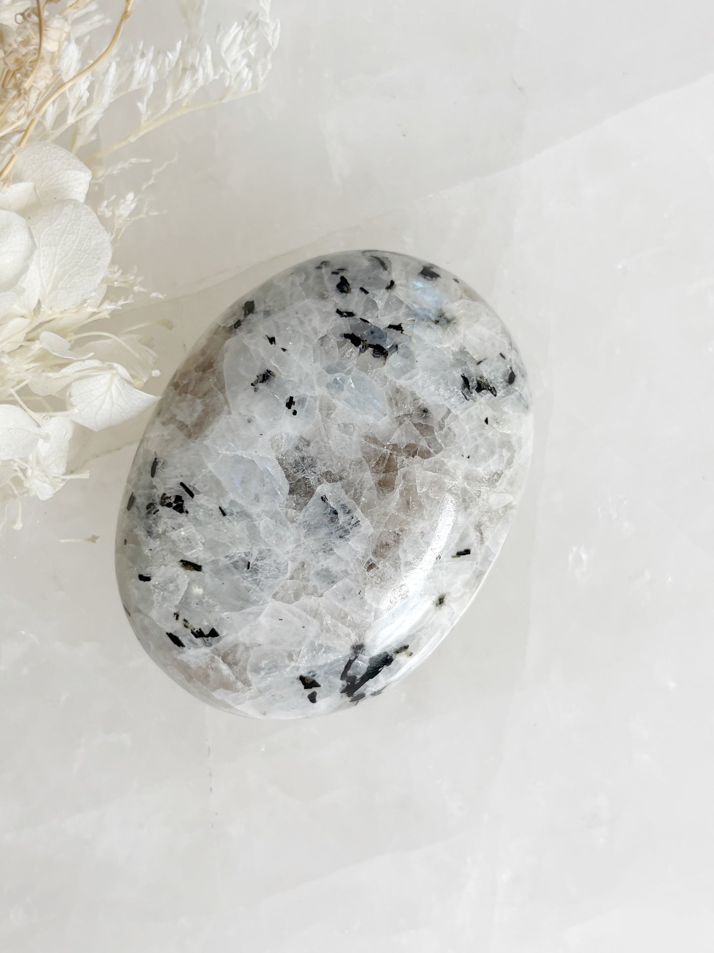 RAINBOW MOONSTONE PALM STONE || RMP03