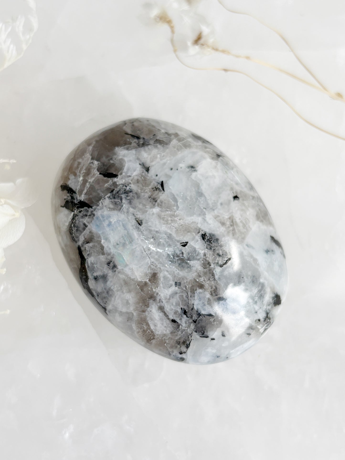 RAINBOW MOONSTONE PALM STONE || RMP04