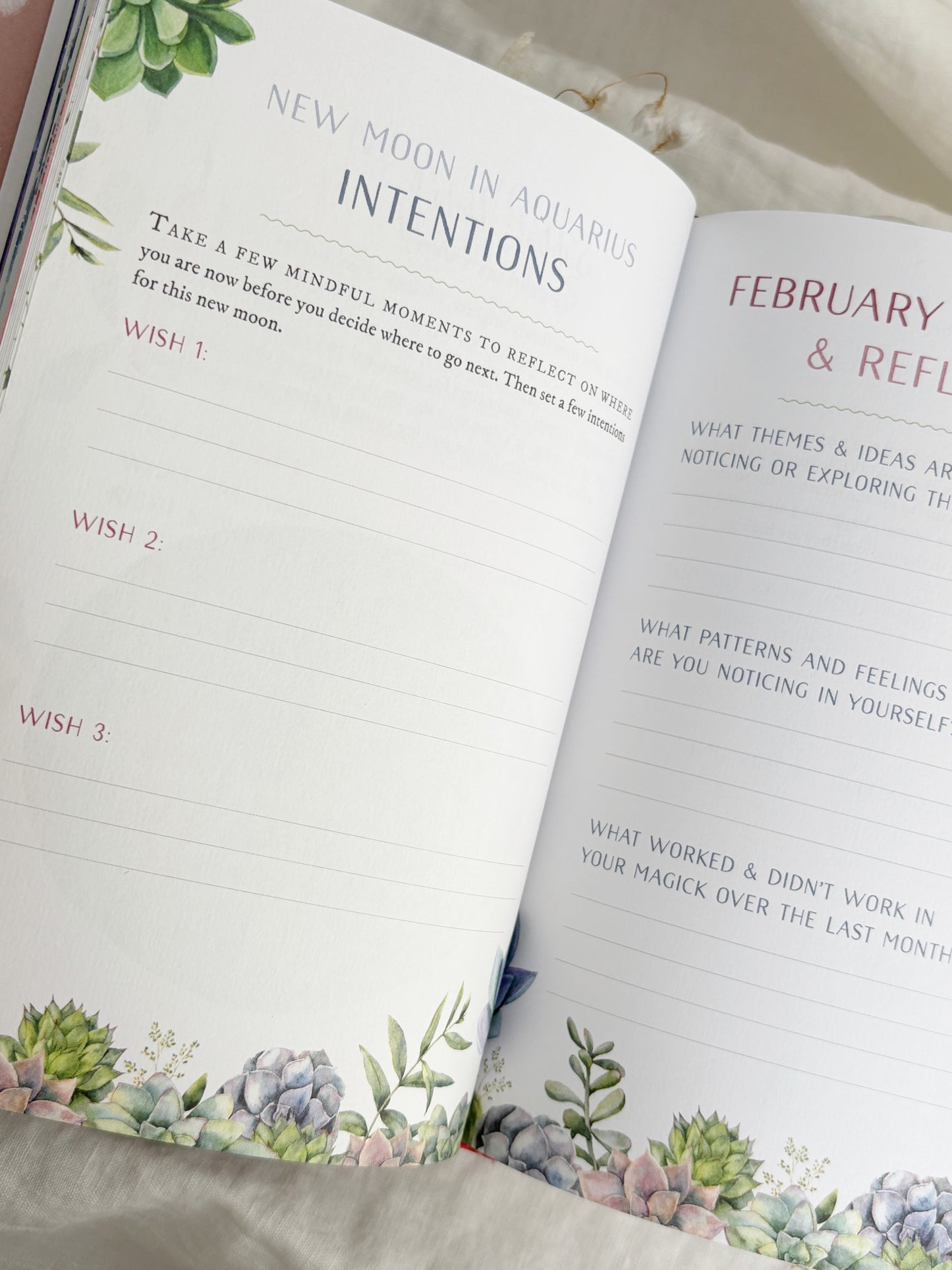 THE MINDFUL WITCH || DAILY JOURNAL FOR MANIFESTING A TRULY MAGICKAL LIFE