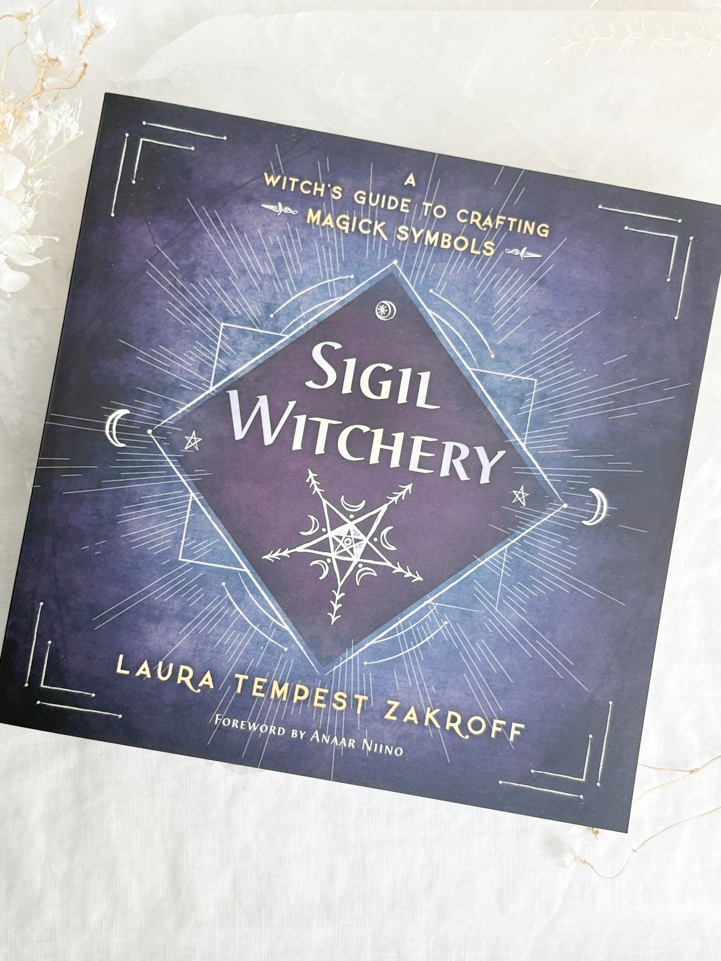 SIGIL WITCHERY || LAURA TEMPEST ZAKROFF