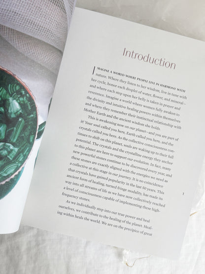 CRYSTAL HEALING FOR WOMEN || MARIAH K. LYONS