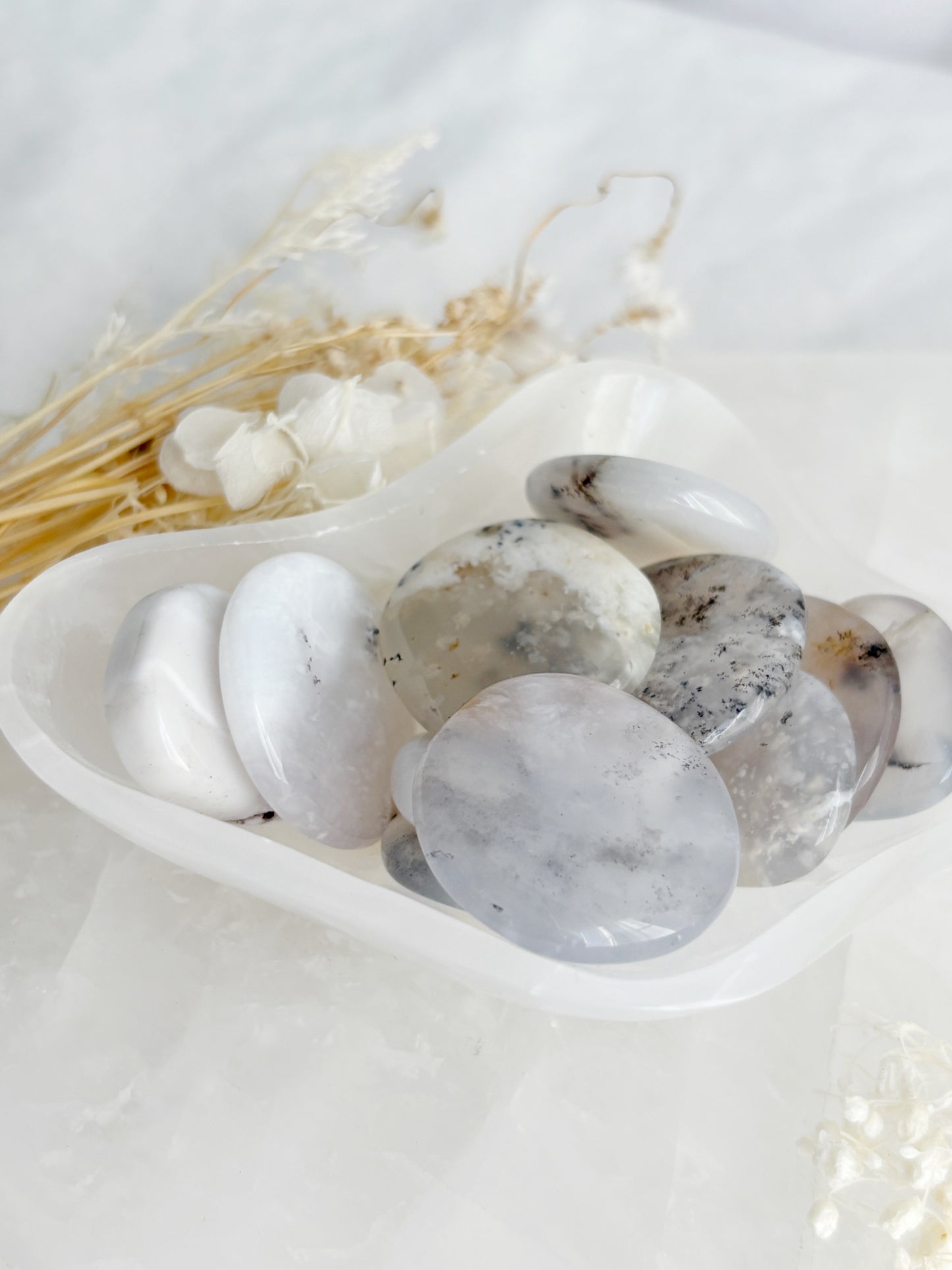 DENDRIC AGATE MINI FLAT STONE || INTUITIVELY CHOSEN