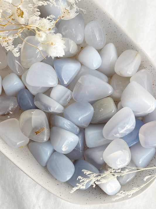 BLUE CHALCEDONY TUMBLE
