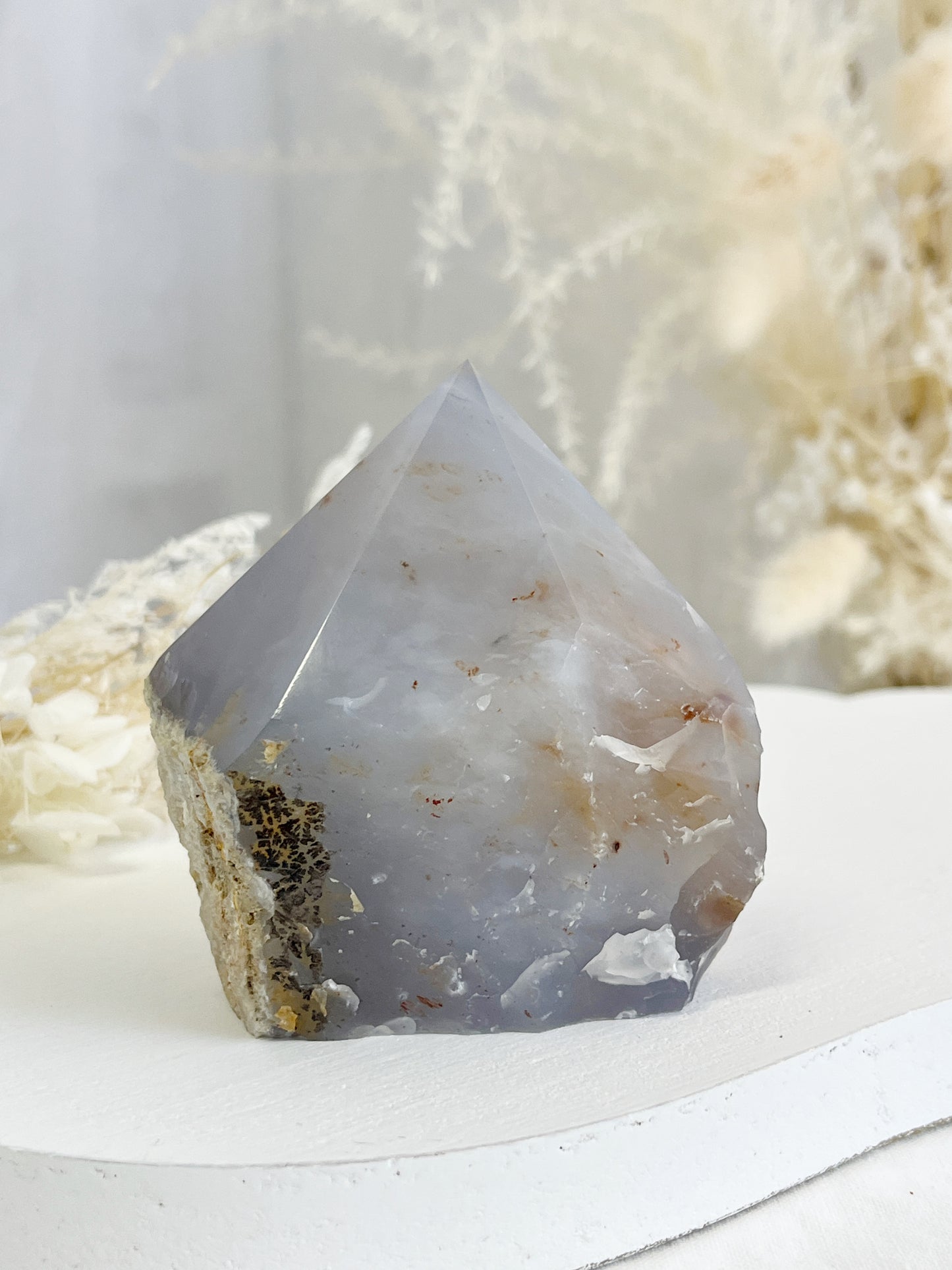 BLUE CHALCEDONY SEMI POLISHED POINT || 32103