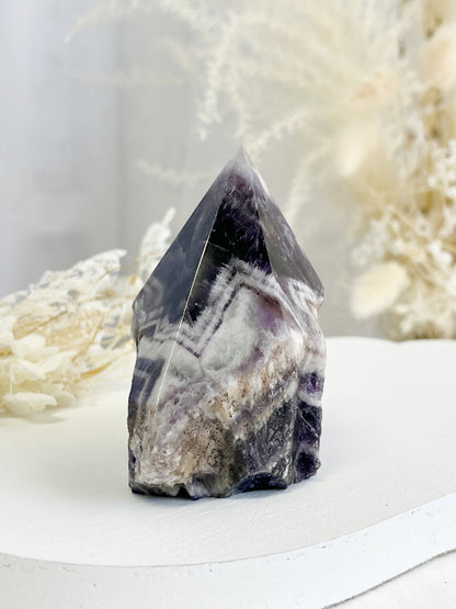 DREAM AMETHYST SEMI POLISHED POINT || 32100