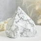 HOWLITE SEMI POLISHED POINT || 32090