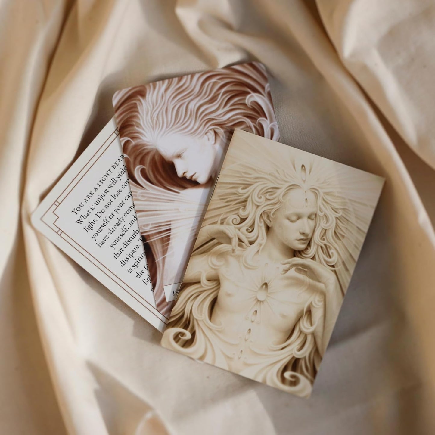 WHITE LIGHT ORACLE || POCKET EDITION