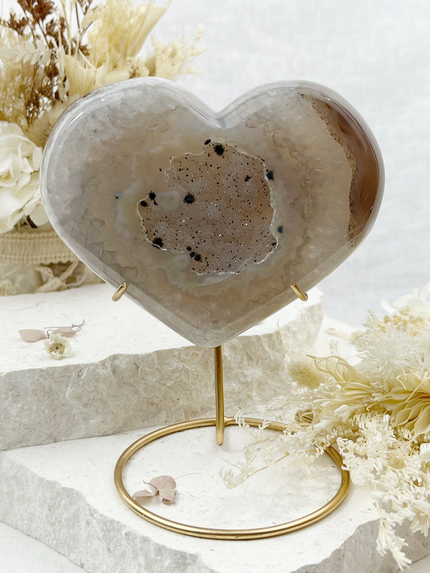 DRUZE AGATE HEART | ON STAND 100814