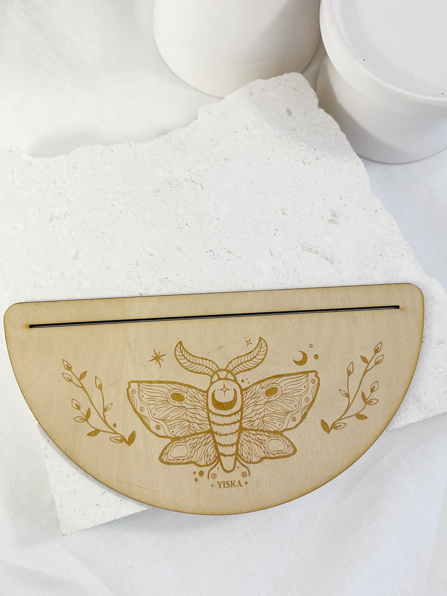 MOTH 2 CARD STAND